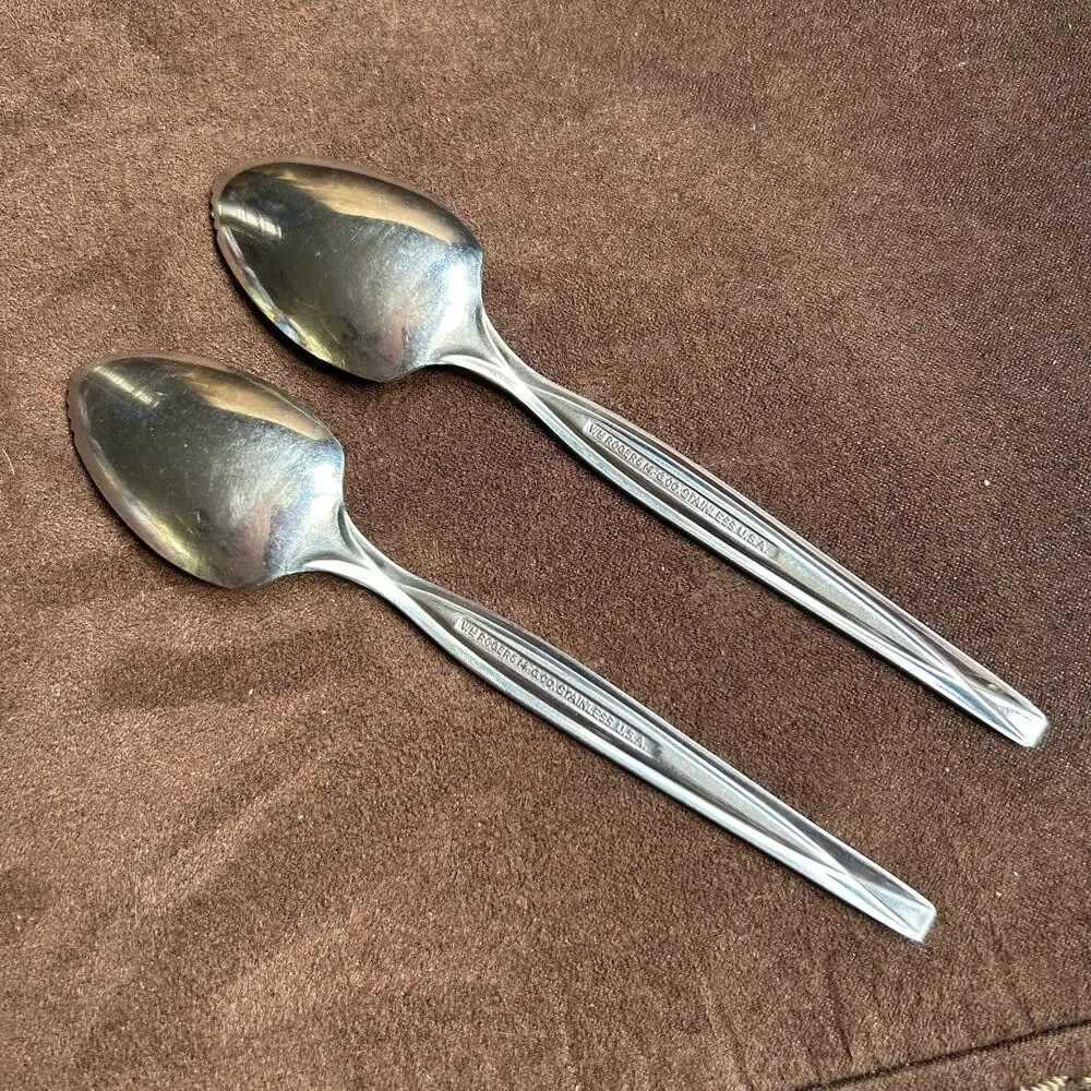 WM Rogers Mfg. Co 1950’s Tea Grapefruit Spoons Set Of 2 Concept Pattern Art Deco